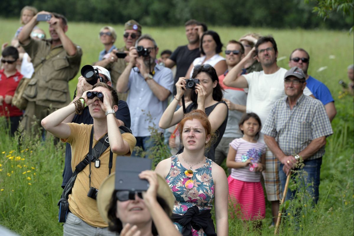 maxnewsworldfour298024-3672791.jpg (148 KB)